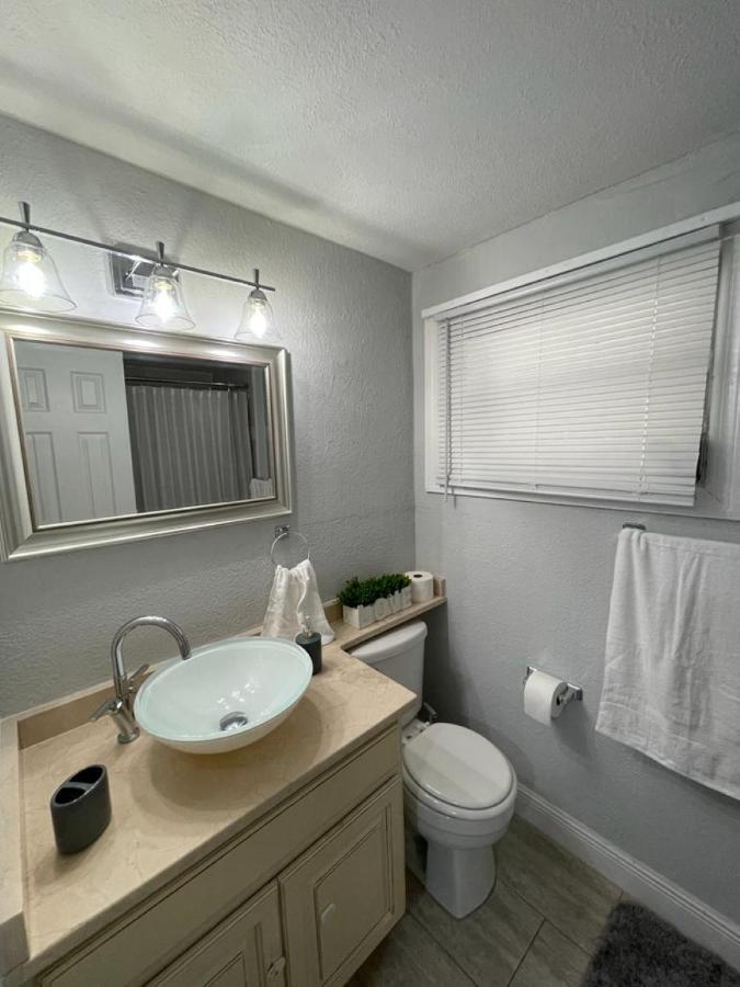 Cheerful Family Home Close To Everything! Tampa Extérieur photo
